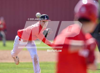 Thumbnail 3 in Lorena vs. Groesbeck (Scrimmage) photogallery.