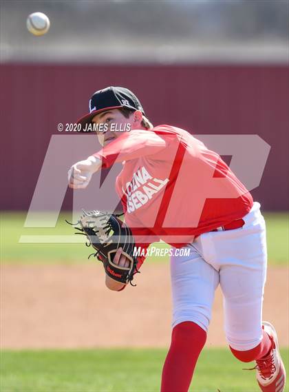 Thumbnail 1 in Lorena vs. Groesbeck (Scrimmage) photogallery.