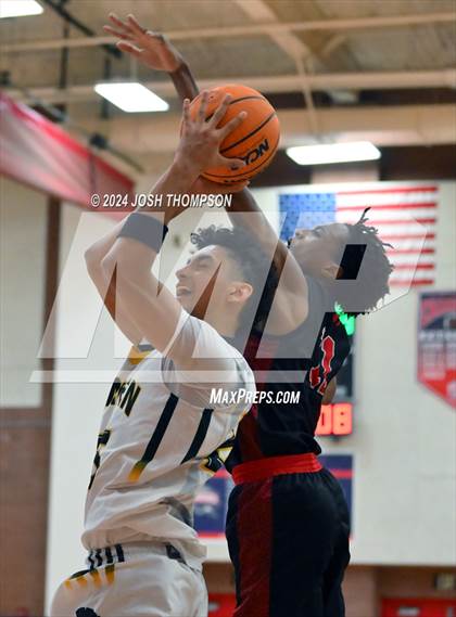 Thumbnail 3 in Village Christian vs. Damien photogallery.