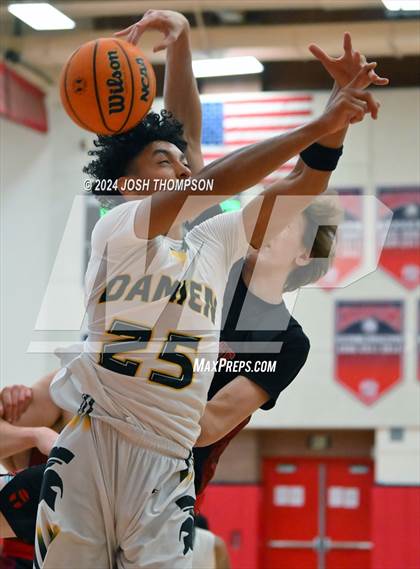 Thumbnail 3 in Village Christian vs. Damien photogallery.