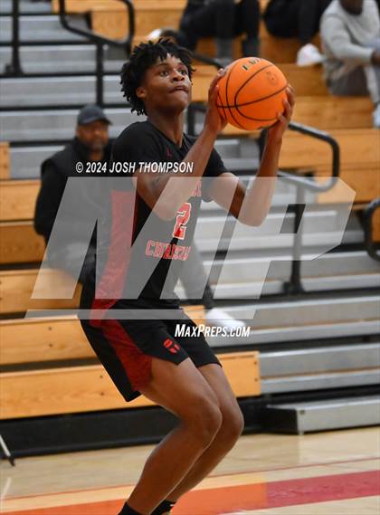 Thumbnail 2 in Village Christian vs. Damien photogallery.