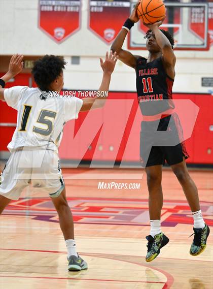 Thumbnail 1 in Village Christian vs. Damien photogallery.