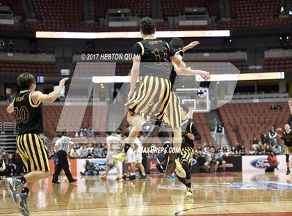 Thumbnail 1 in Oxnard vs. Capistrano Valley (CIF-SS 2A Final) photogallery.