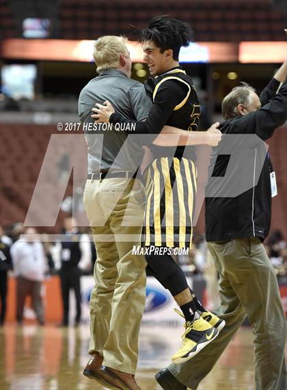 Thumbnail 3 in Oxnard vs. Capistrano Valley (CIF-SS 2A Final) photogallery.