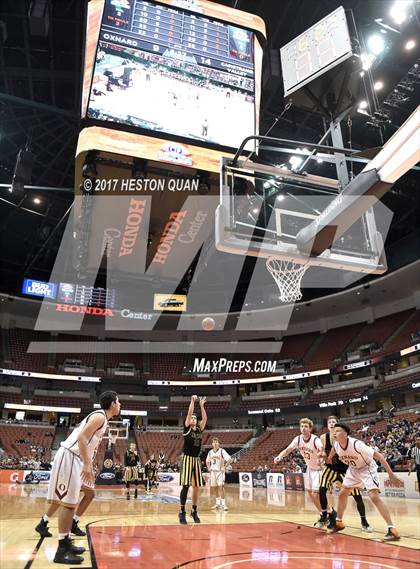 Thumbnail 1 in Oxnard vs. Capistrano Valley (CIF-SS 2A Final) photogallery.