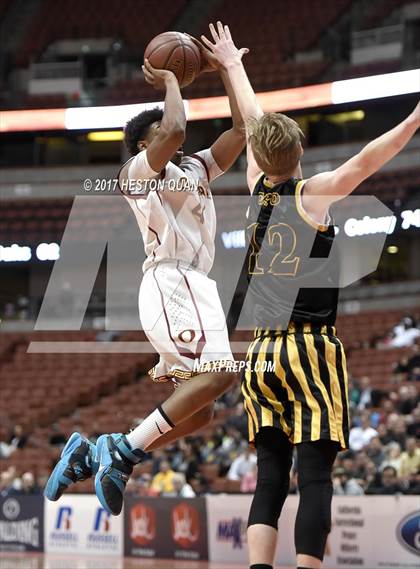 Thumbnail 1 in Oxnard vs. Capistrano Valley (CIF-SS 2A Final) photogallery.