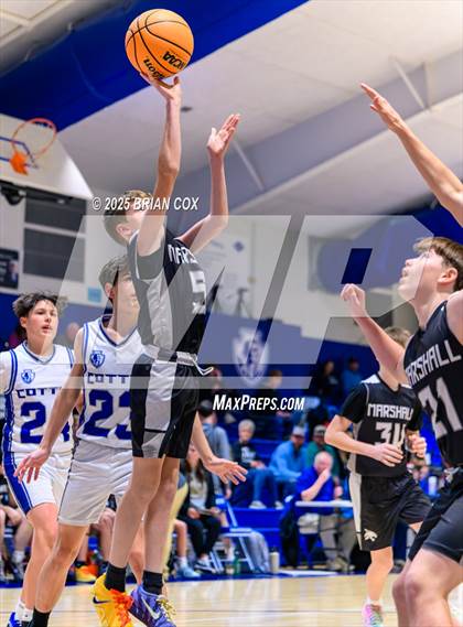 Thumbnail 2 in FR: Marshall @ Cotter photogallery.