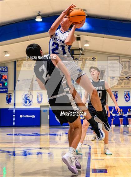 Thumbnail 2 in FR: Marshall @ Cotter photogallery.