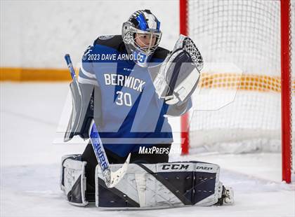 Thumbnail 3 in Roxbury Latin vs. Berwick Academy (NYA Holiday Faceoff) photogallery.