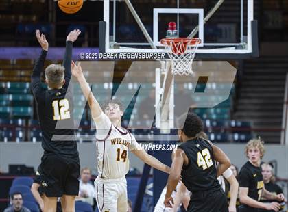 Thumbnail 1 in Green Mountain vs Windsor (CHSAA 5A Final) photogallery.