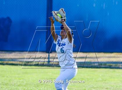 Thumbnail 3 in West Hills @ Rancho Bernardo photogallery.