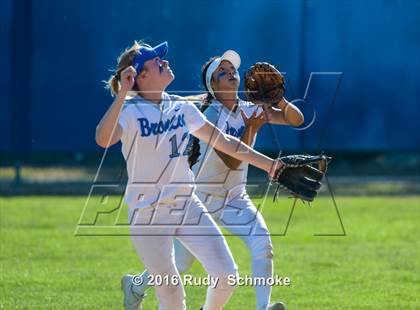 Thumbnail 1 in West Hills @ Rancho Bernardo photogallery.