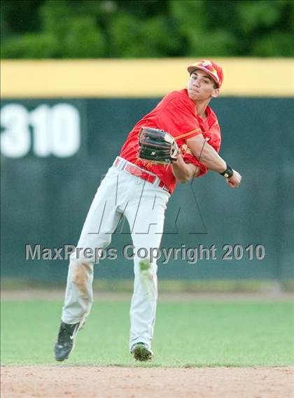Thumbnail 1 in Palm Desert vs. Notre Dame Prep (Diamond Sports National Classic) photogallery.