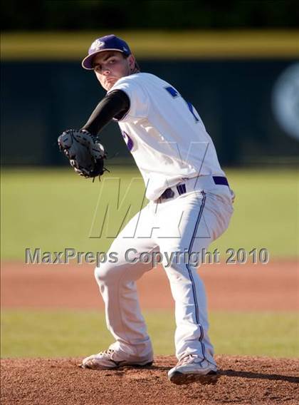 Thumbnail 1 in Palm Desert vs. Notre Dame Prep (Diamond Sports National Classic) photogallery.