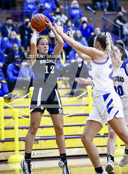 Thumbnail 3 in Noblesville vs Homestead  (IHSAA 4A Regional Semifinal) photogallery.