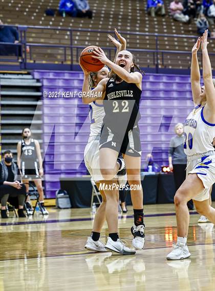 Thumbnail 1 in Noblesville vs Homestead  (IHSAA 4A Regional Semifinal) photogallery.