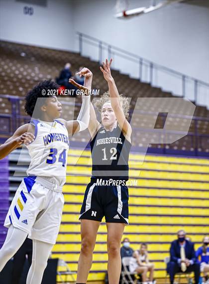 Thumbnail 2 in Noblesville vs Homestead  (IHSAA 4A Regional Semifinal) photogallery.