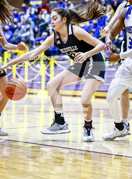 Thumbnail 1 in Noblesville vs Homestead  (IHSAA 4A Regional Semifinal) photogallery.