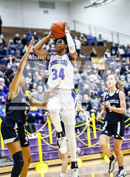 Thumbnail 3 in Noblesville vs Homestead  (IHSAA 4A Regional Semifinal) photogallery.