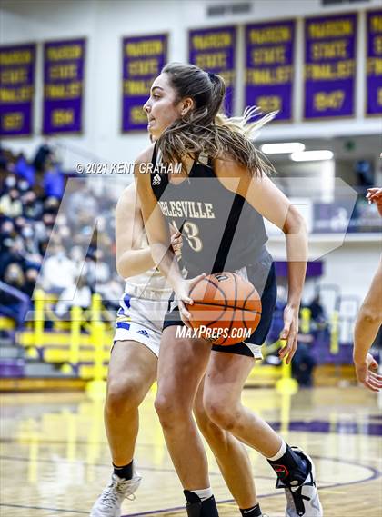 Thumbnail 3 in Noblesville vs Homestead  (IHSAA 4A Regional Semifinal) photogallery.