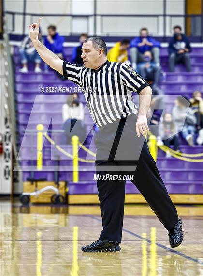 Thumbnail 1 in Noblesville vs Homestead  (IHSAA 4A Regional Semifinal) photogallery.