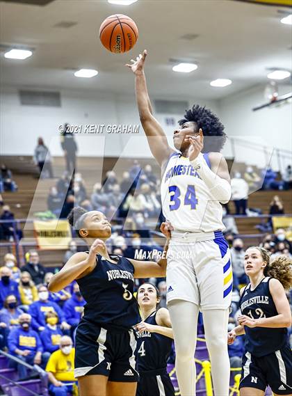 Thumbnail 2 in Noblesville vs Homestead  (IHSAA 4A Regional Semifinal) photogallery.