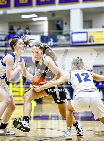 Thumbnail 2 in Noblesville vs Homestead  (IHSAA 4A Regional Semifinal) photogallery.