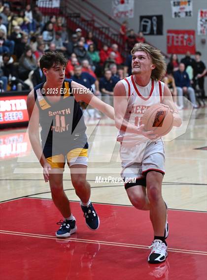 Thumbnail 3 in South Point @ South Webster photogallery.