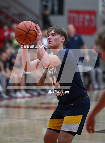 Thumbnail 1 in South Point @ South Webster photogallery.