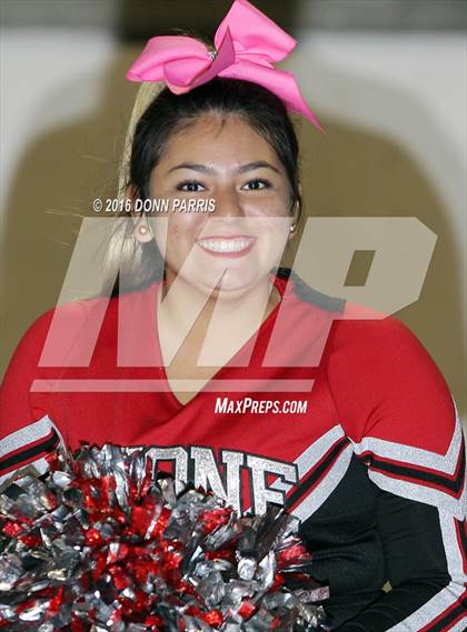 Thumbnail 2 in Gladstone vs. Nogales photogallery.