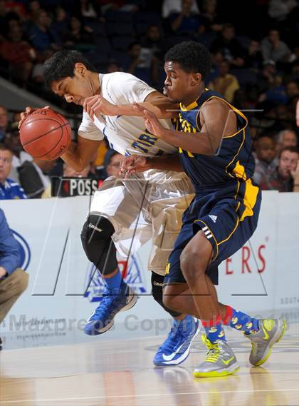 Thumbnail 3 in El Toro vs. Santa Monica (CIF SS D1A Final) photogallery.