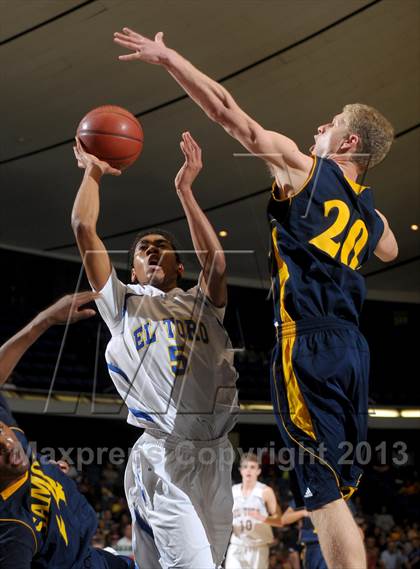 Thumbnail 1 in El Toro vs. Santa Monica (CIF SS D1A Final) photogallery.