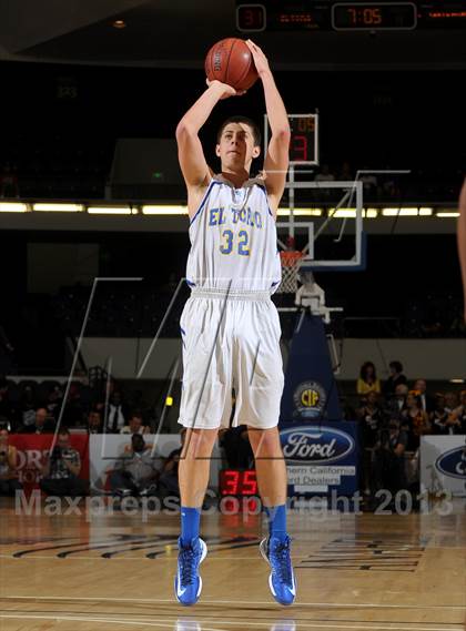 Thumbnail 3 in El Toro vs. Santa Monica (CIF SS D1A Final) photogallery.