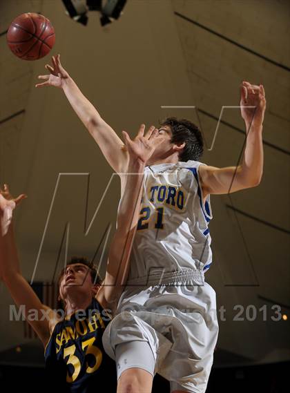 Thumbnail 2 in El Toro vs. Santa Monica (CIF SS D1A Final) photogallery.