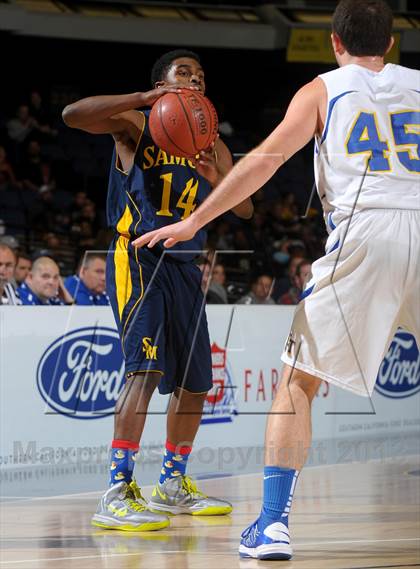 Thumbnail 3 in El Toro vs. Santa Monica (CIF SS D1A Final) photogallery.