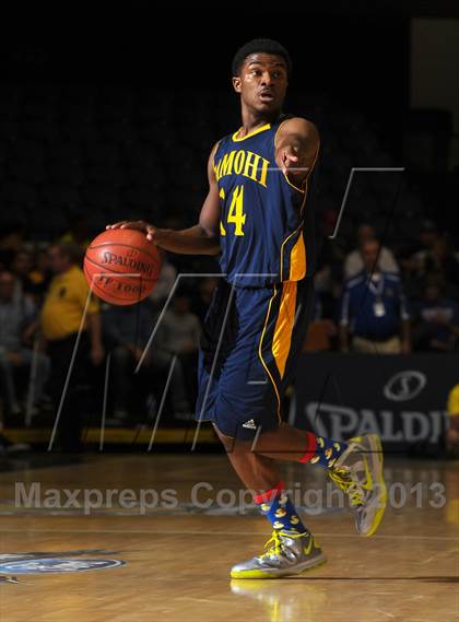 Thumbnail 3 in El Toro vs. Santa Monica (CIF SS D1A Final) photogallery.