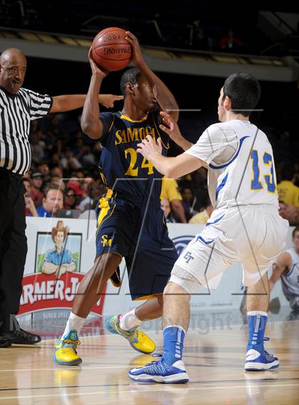 Thumbnail 3 in El Toro vs. Santa Monica (CIF SS D1A Final) photogallery.