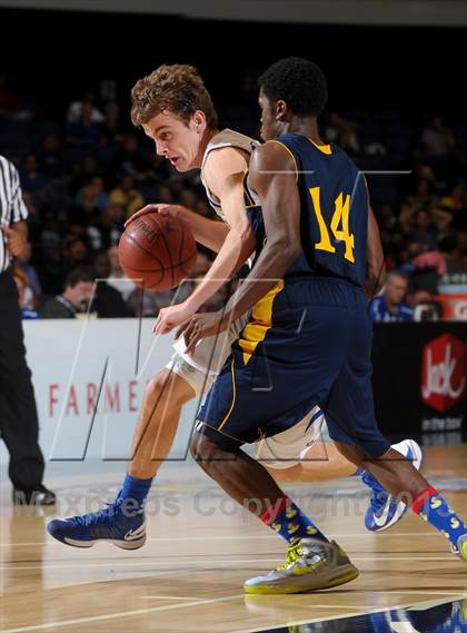 Thumbnail 2 in El Toro vs. Santa Monica (CIF SS D1A Final) photogallery.