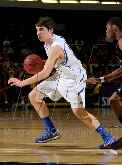 Thumbnail 2 in El Toro vs. Santa Monica (CIF SS D1A Final) photogallery.