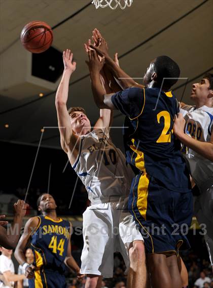 Thumbnail 3 in El Toro vs. Santa Monica (CIF SS D1A Final) photogallery.