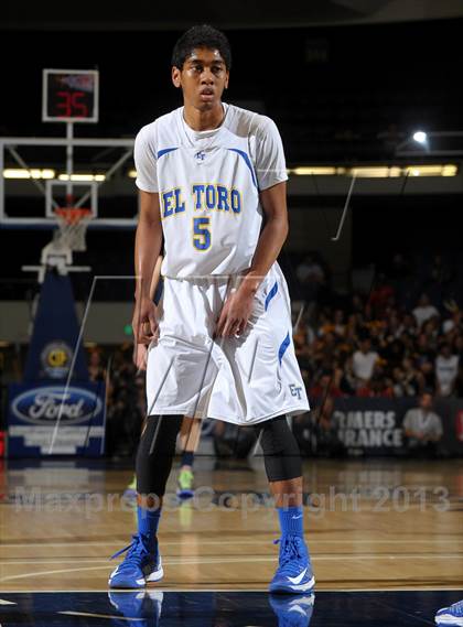 Thumbnail 3 in El Toro vs. Santa Monica (CIF SS D1A Final) photogallery.