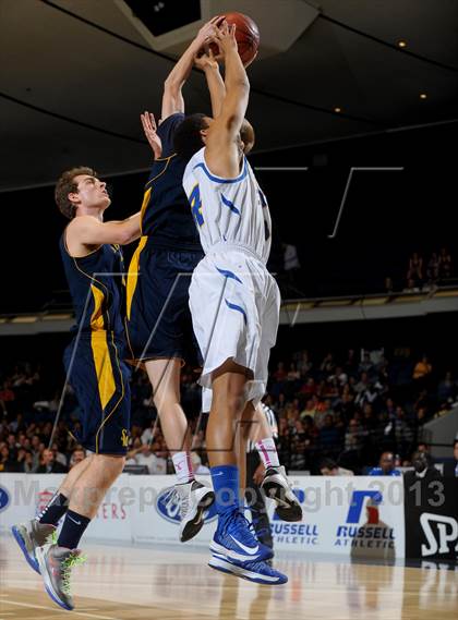 Thumbnail 2 in El Toro vs. Santa Monica (CIF SS D1A Final) photogallery.