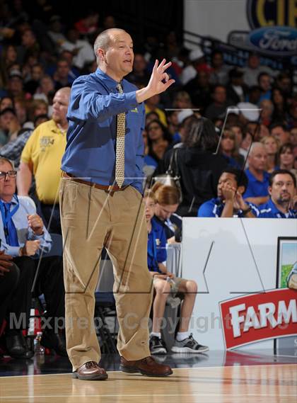 Thumbnail 1 in El Toro vs. Santa Monica (CIF SS D1A Final) photogallery.