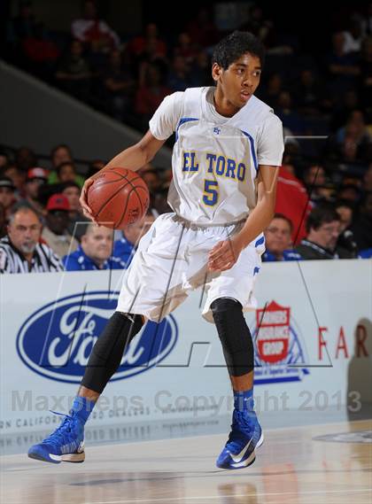 Thumbnail 3 in El Toro vs. Santa Monica (CIF SS D1A Final) photogallery.