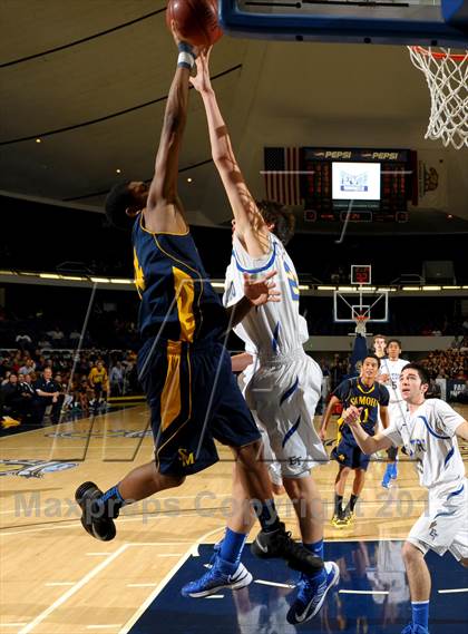 Thumbnail 1 in El Toro vs. Santa Monica (CIF SS D1A Final) photogallery.