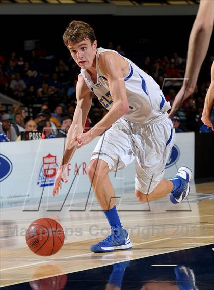Thumbnail 2 in El Toro vs. Santa Monica (CIF SS D1A Final) photogallery.