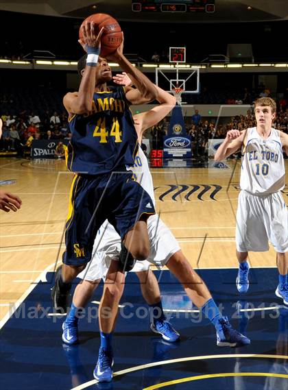Thumbnail 2 in El Toro vs. Santa Monica (CIF SS D1A Final) photogallery.