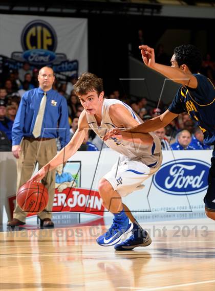 Thumbnail 1 in El Toro vs. Santa Monica (CIF SS D1A Final) photogallery.