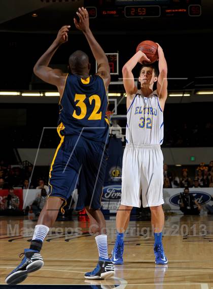 Thumbnail 1 in El Toro vs. Santa Monica (CIF SS D1A Final) photogallery.