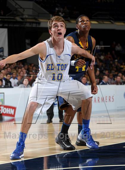 Thumbnail 2 in El Toro vs. Santa Monica (CIF SS D1A Final) photogallery.